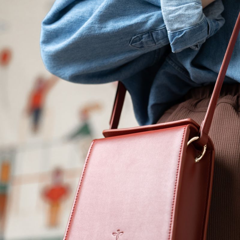 Bags & Purses